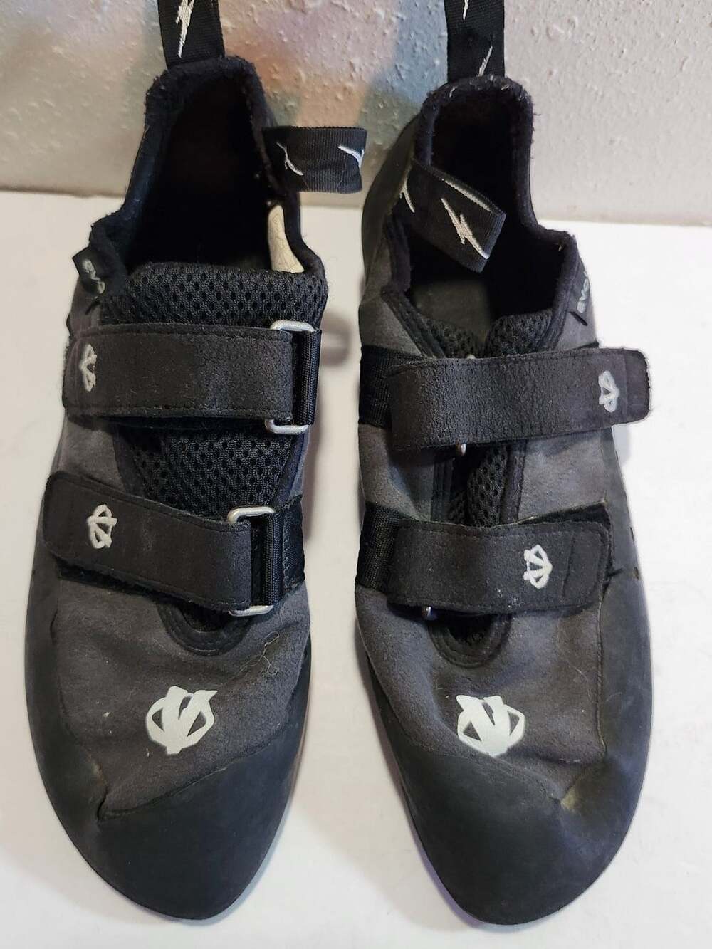 Evolv Defy Climbing Shoes Black Gray